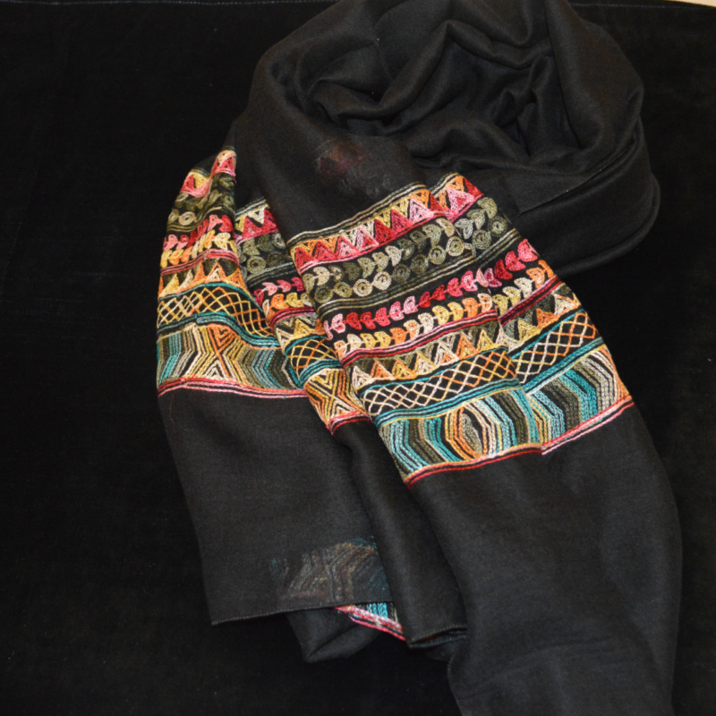 Foulard Couleur Berbère (Noir) – Image 2